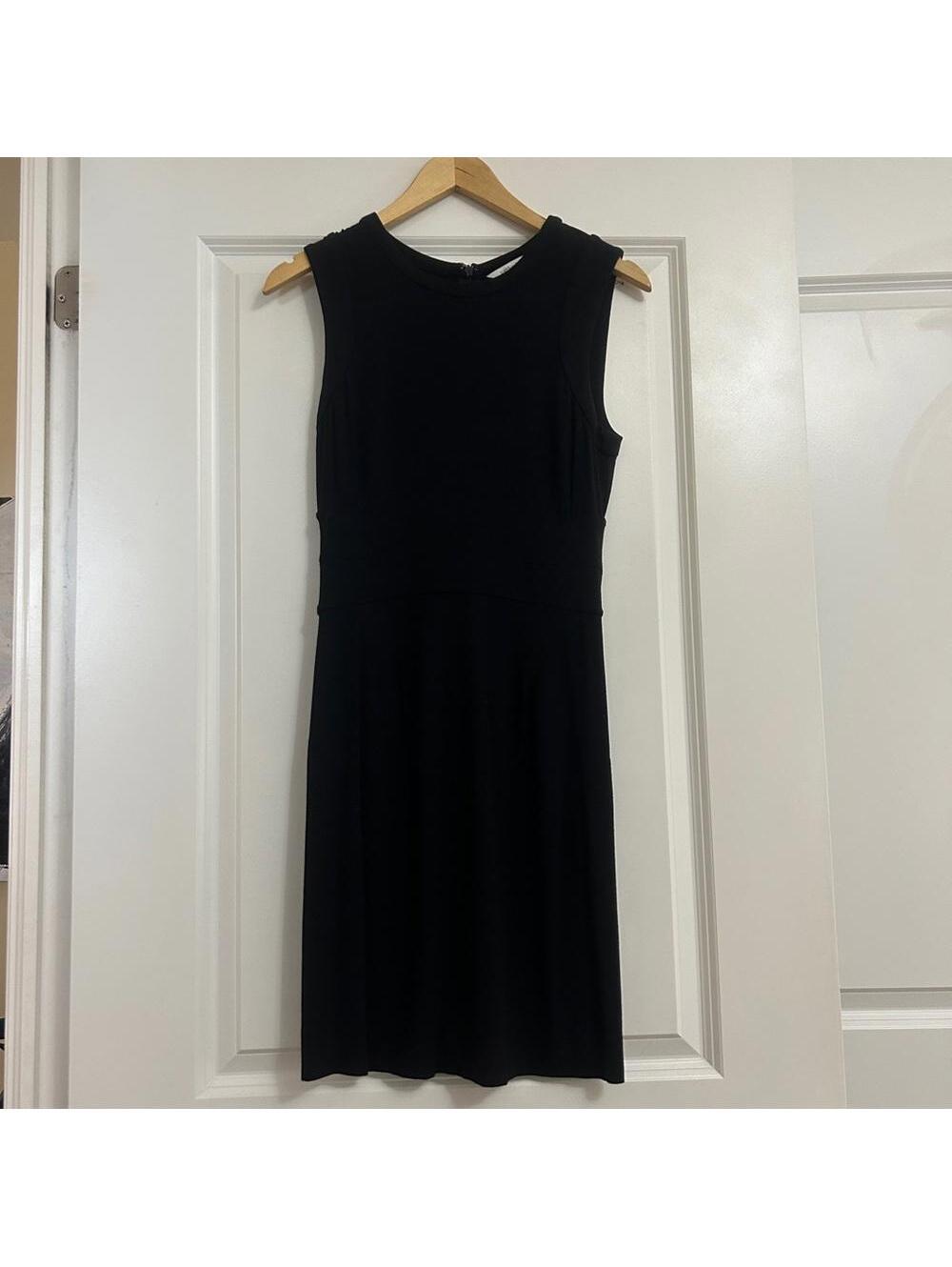 NEW Diane Von Furstenberg Black Knee-Length Sheath Dress, size 6